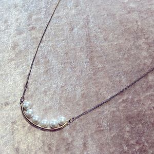 Anthropologie faux Pearl and gold toned chain necklace.